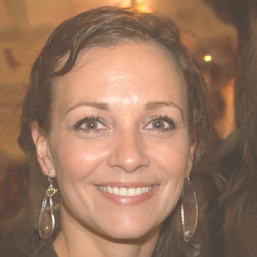 Ruxandra Munteanu - Director Executiv xyridianova
